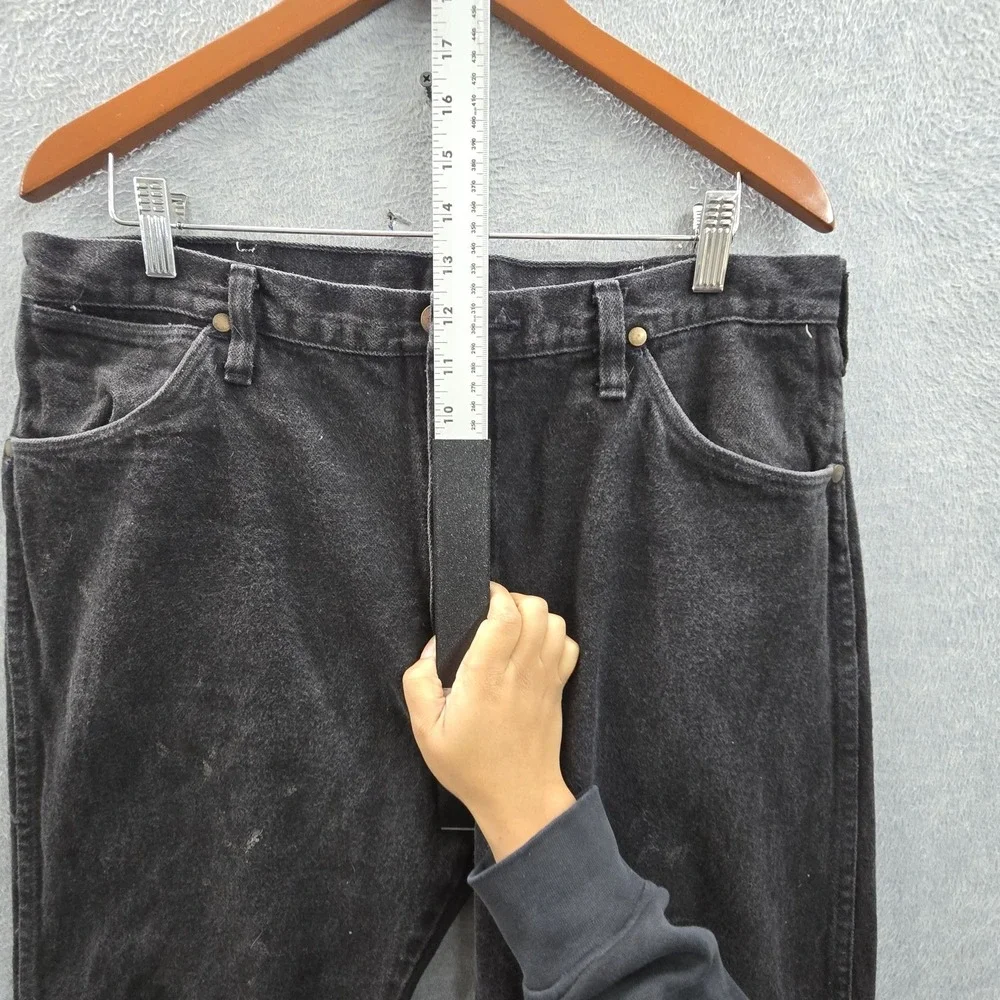 VINTAGE Wrangler Men Jeans 36X30 Black Denim 13MWZWK Cowboy Cut Original 90s USA